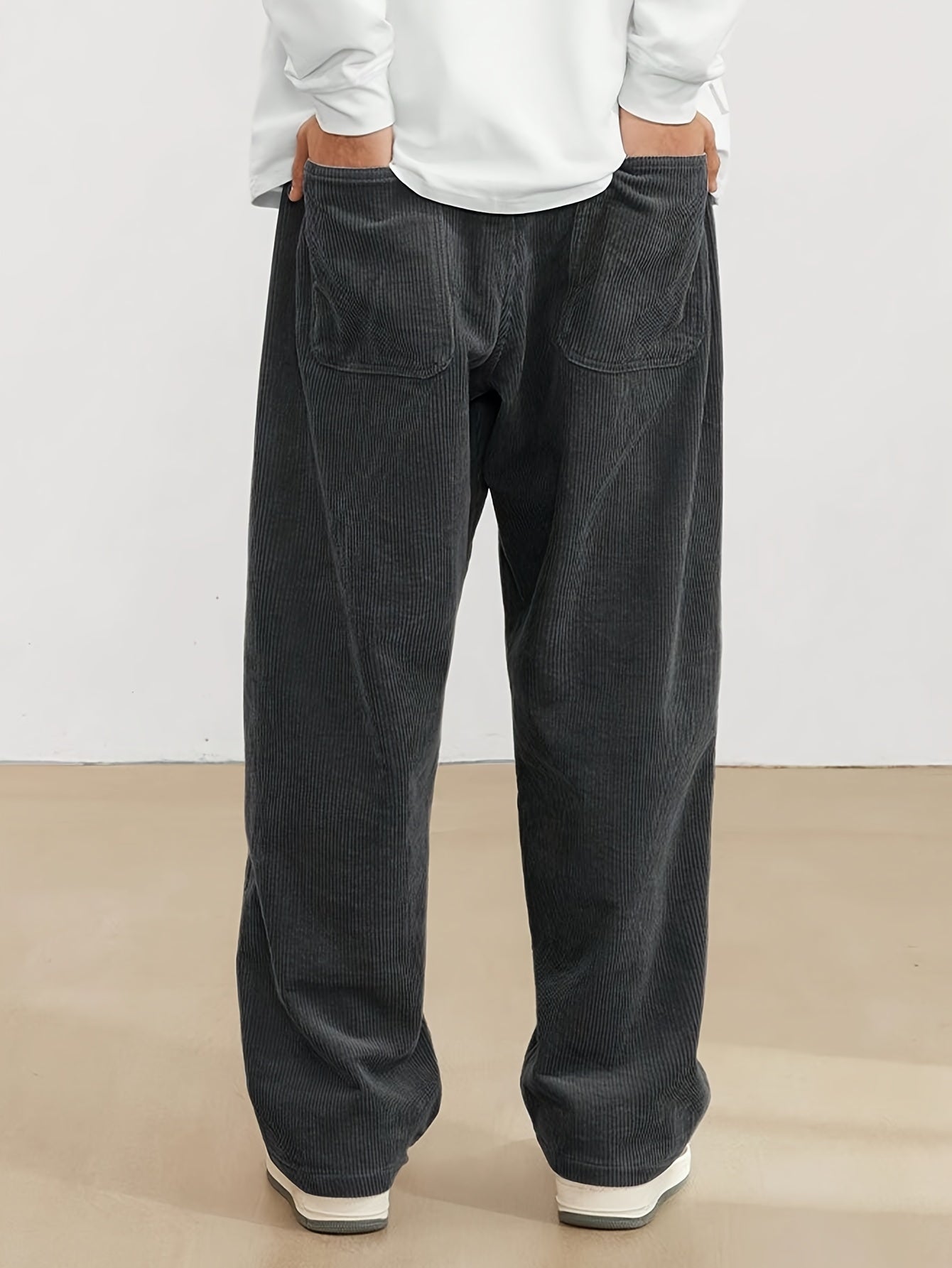 Luca - Herren Cordhose mit weitem Schnitt und Komfort-Passform