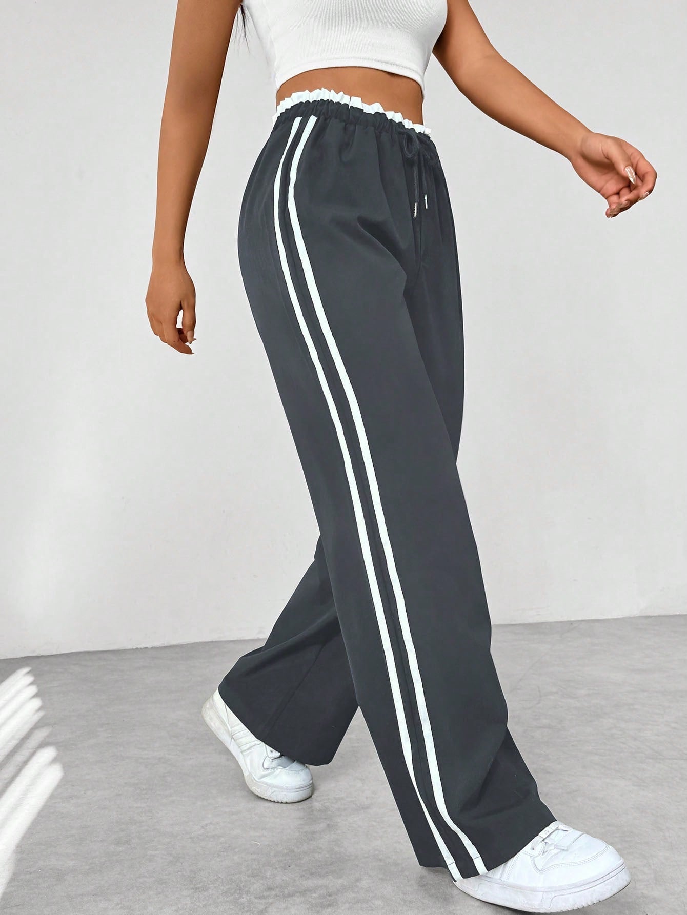 Leonie – Weit geschnittene Jogginghose Damen