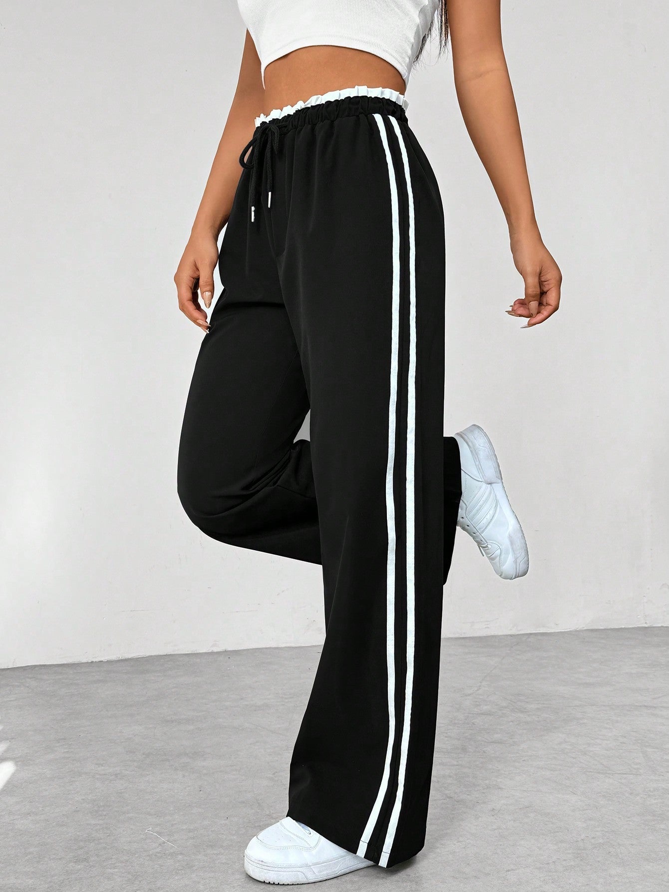Leonie – Weit geschnittene Jogginghose Damen