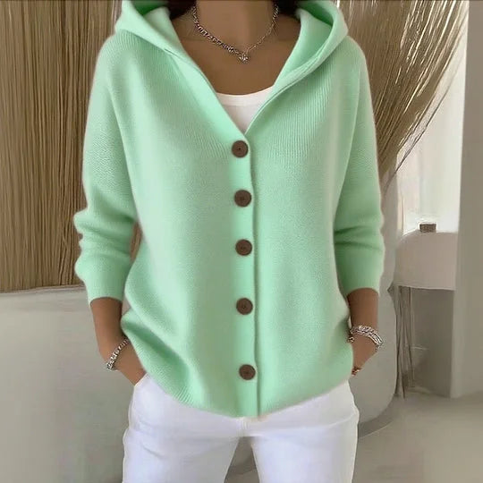 Emma - Damen Strickjacke mit Kapuze und Knöpfen
