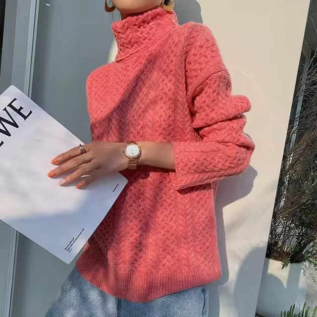 Sophie - Damen Strickpullover mit Zopfmuster und Rollkragen