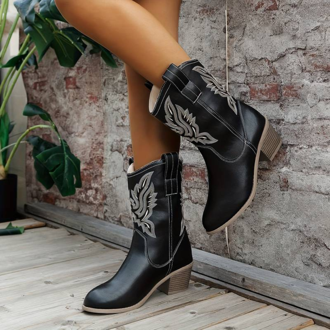 Liana – Klassische Cowboy-Stiefeletten mit Stickerei im Western-Stil