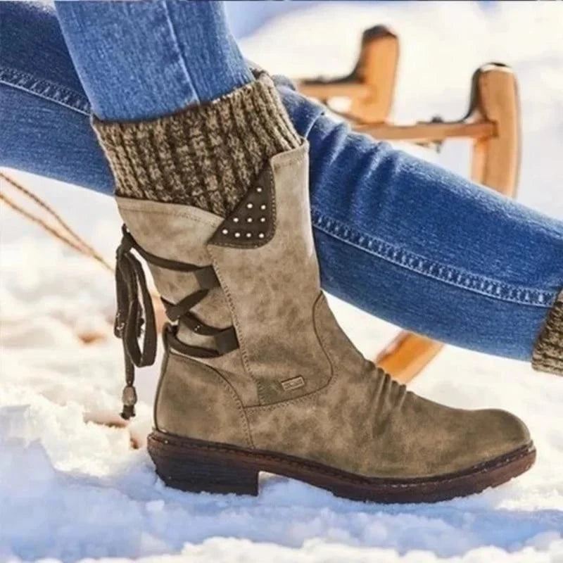 Lara – Damen Winterstiefel mit Schnür- und Zierdetails