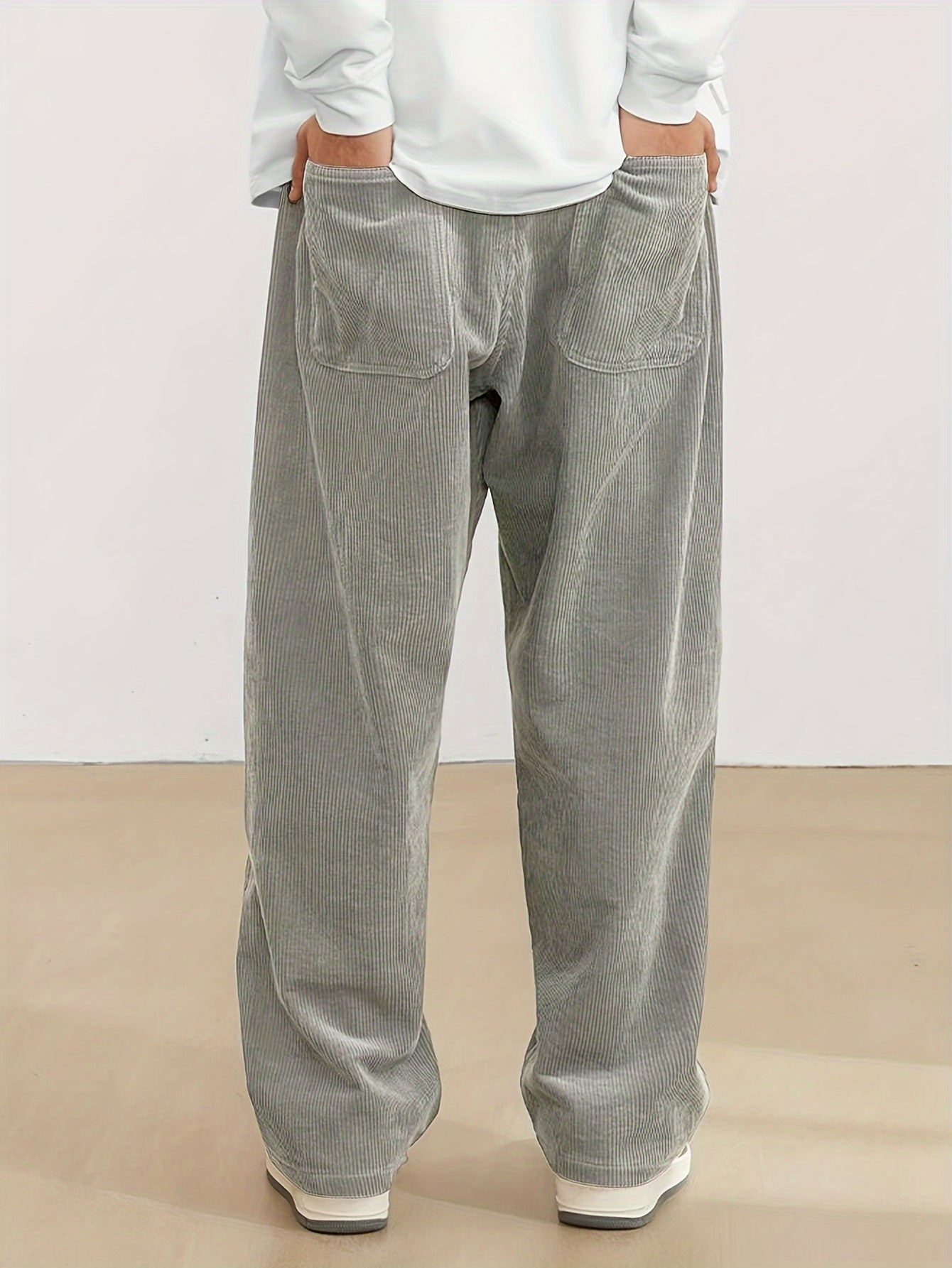 Luca - Herren Cordhose mit weitem Schnitt und Komfort-Passform