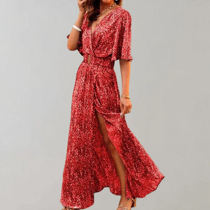 Liora – Maxikleid mit Gürtel und seitlichem Schlitz