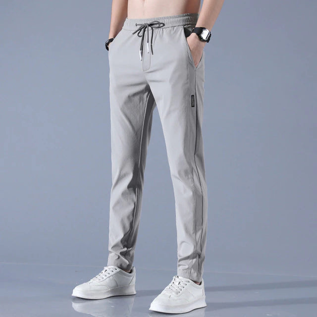 Luca - Herren Jogginghose Slim Fit mit Kordelzug