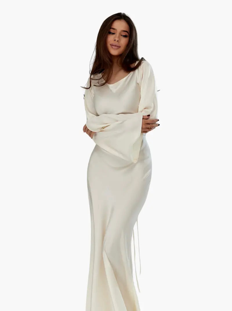 Valeria - Damen Maxikleid elegant langarm figurbetont mit weitem Saum