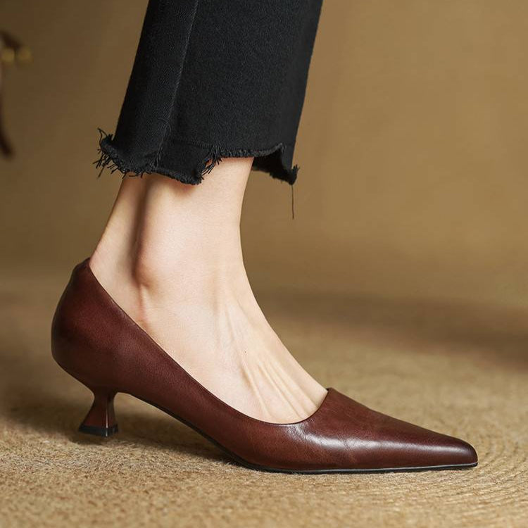 Elena - Damen Pumps mit Kitten-Heel