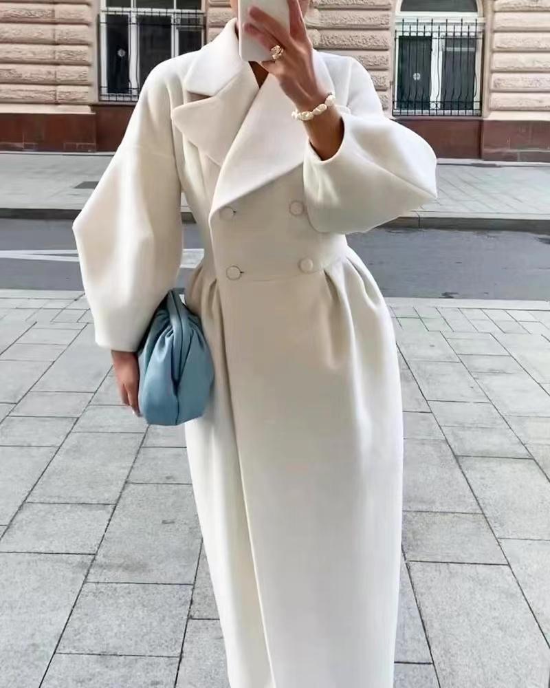 Celeste – Damen Mantel mit weitem Reverskragen und doppelreihigem Verschluss