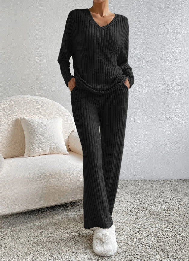 Alina – Damen Strick-Set mit V-Ausschnitt und lockerer Passform
