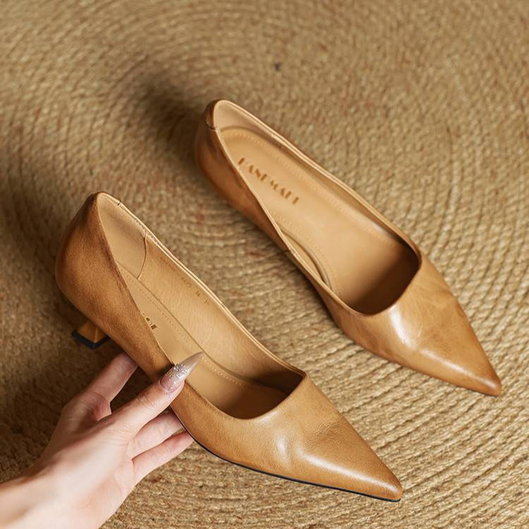 Elena - Damen Pumps mit Kitten-Heel
