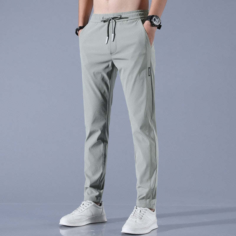 Luca - Herren Jogginghose Slim Fit mit Kordelzug