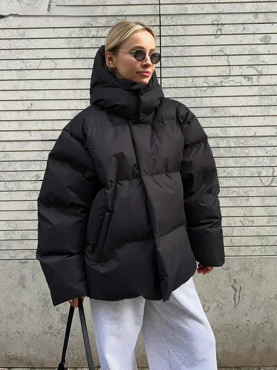 Lissandra – Oversize Daunenjacke mit Kapuze