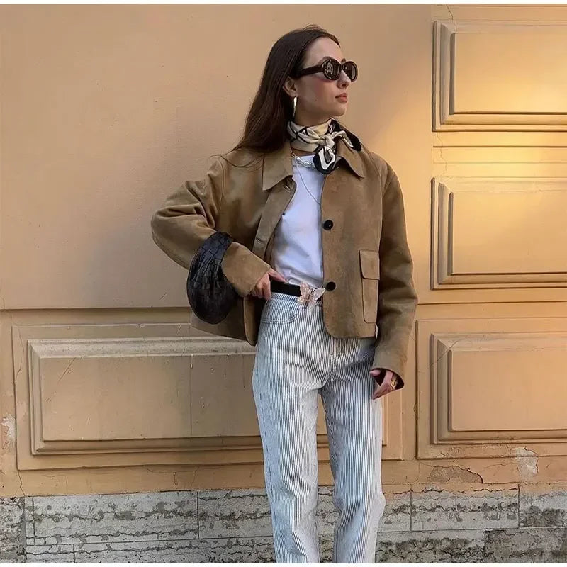 Liora - Damen Kurzjacke aus Wildlederoptik