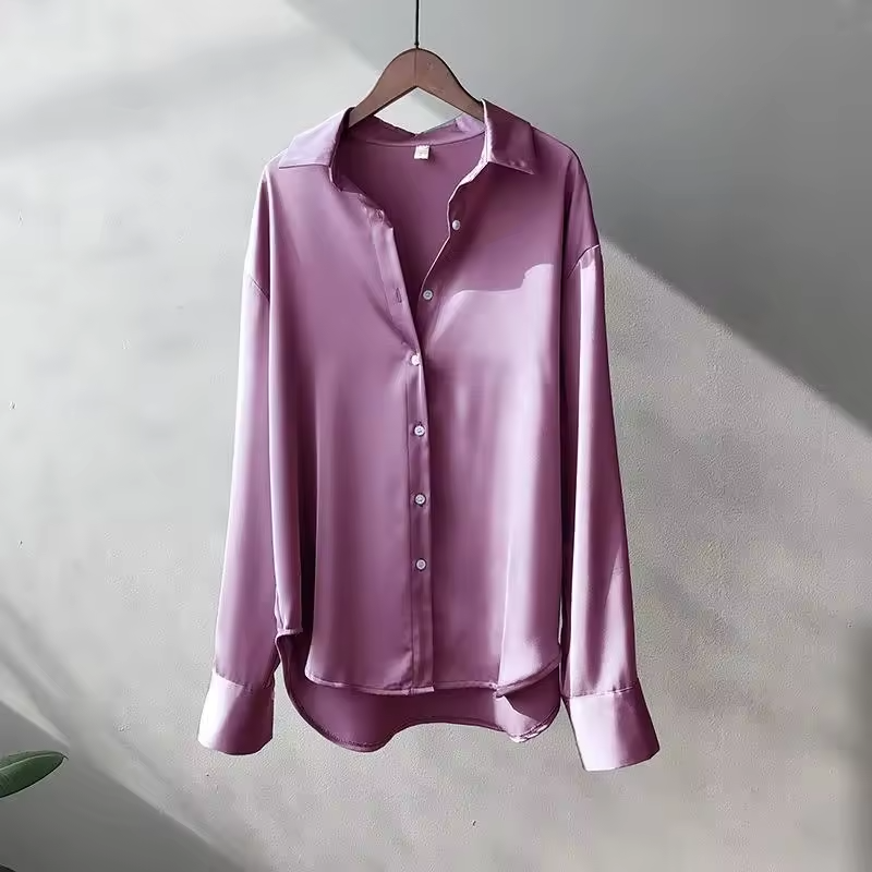 Clara - Damenbluse mit Satin-Finish und klassischem Kragen