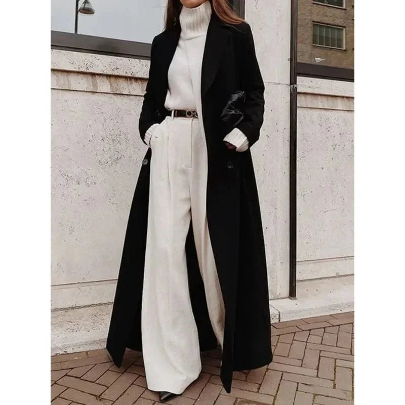 Clara – Wollmantel Damen mit Reverskragen und Langem Schnitt