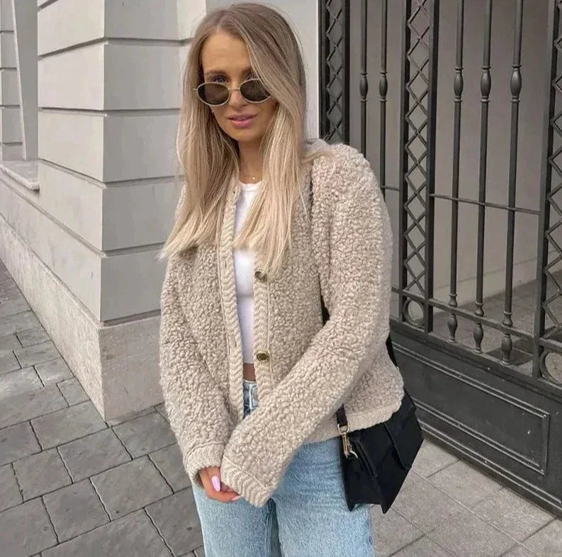 Elisa-Marie - Damen Strickjacke mit Knopfleiste und Rundhalsausschnitt