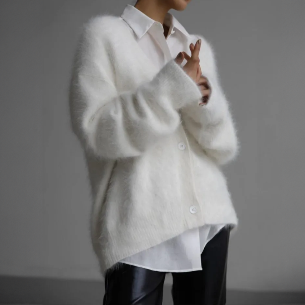 Clara - Damen kaschmir Strickjacke im Oversize-Look