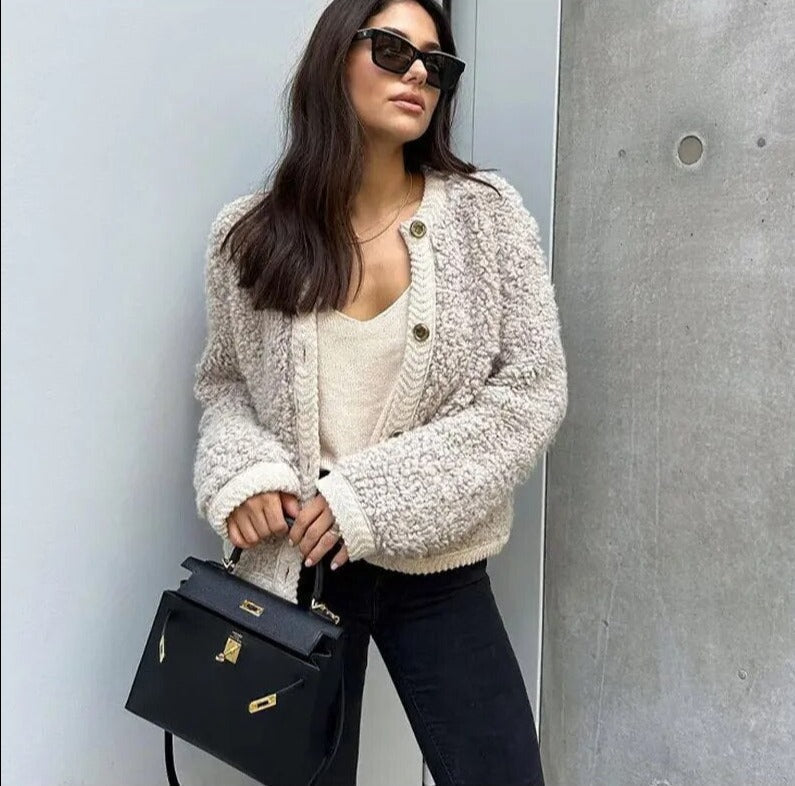 Elisa-Marie - Damen Strickjacke mit Knopfleiste und Rundhalsausschnitt