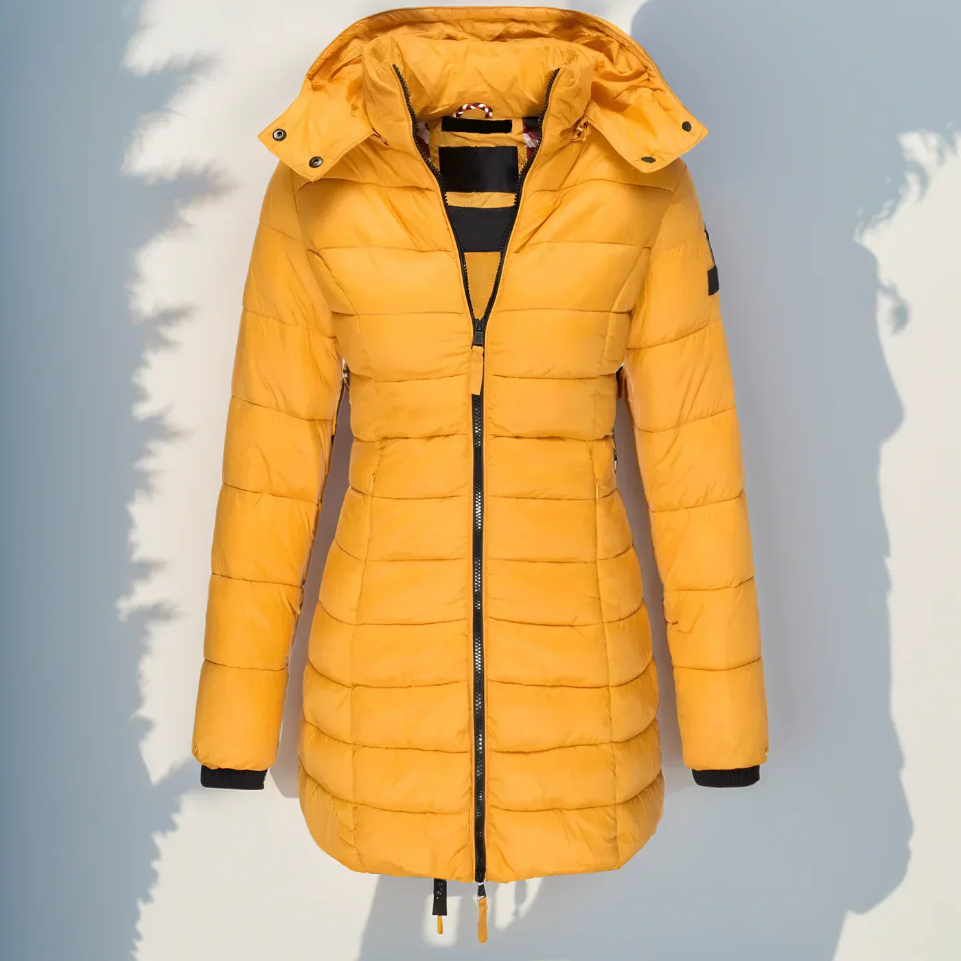 Morgana – Lange gesteppte Damenjacke mit Kapuze