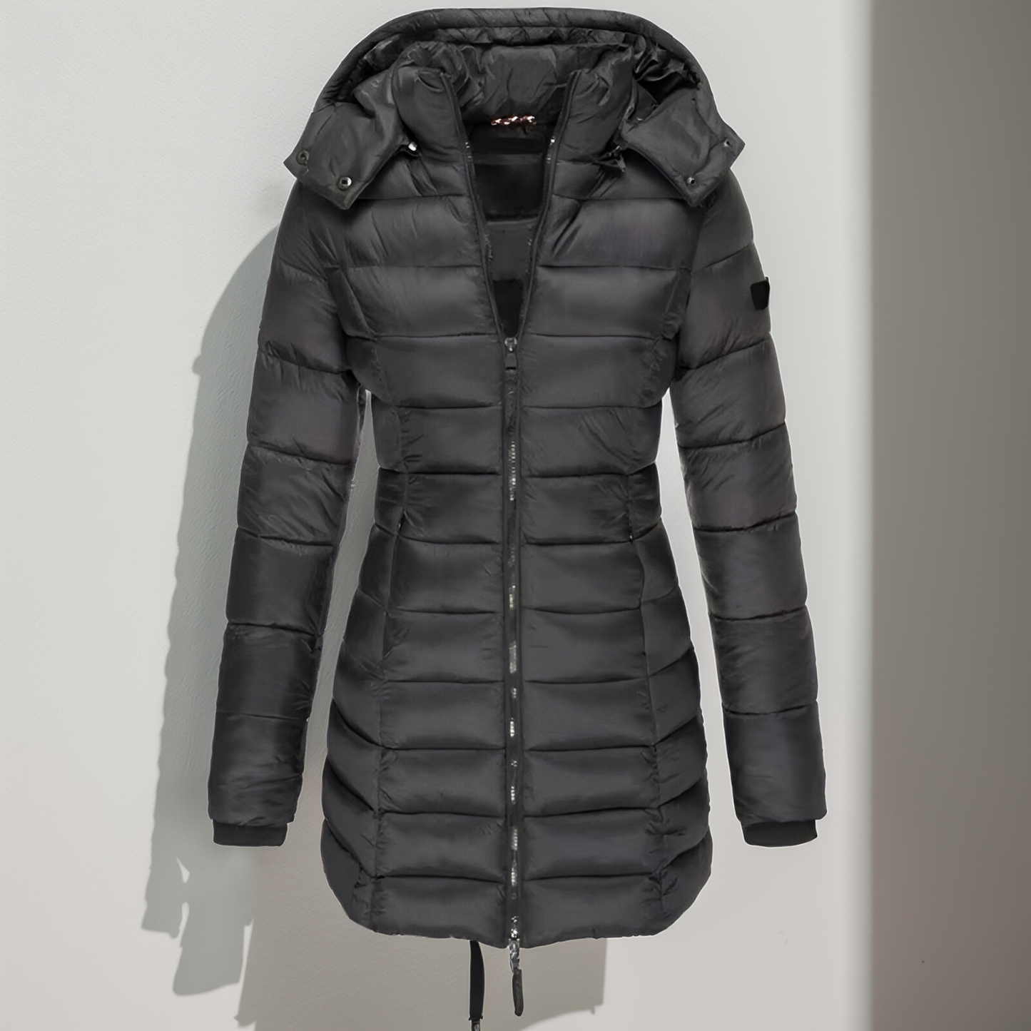 Morgana – Lange gesteppte Damenjacke mit Kapuze