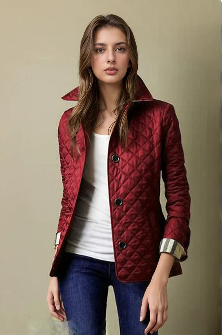 Clara – Damen Steppjacke mit eleganter Taillierung