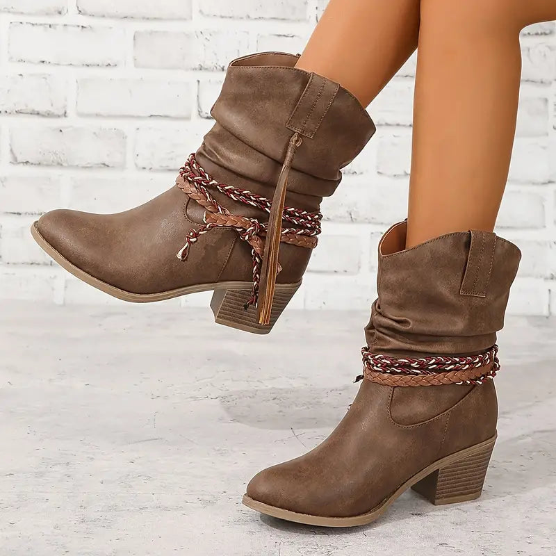 Luna – Cowgirl Boots mit Flechtdetails und Fransen