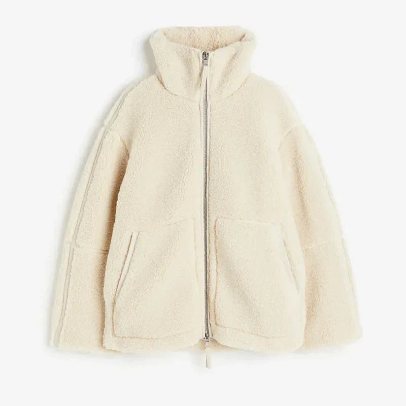 Amira – Winter Lammwolljacke mit Reißverschluss
