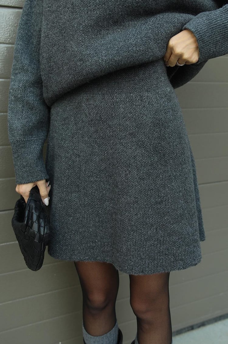Lina – Strickpullover mit Minirock Damen