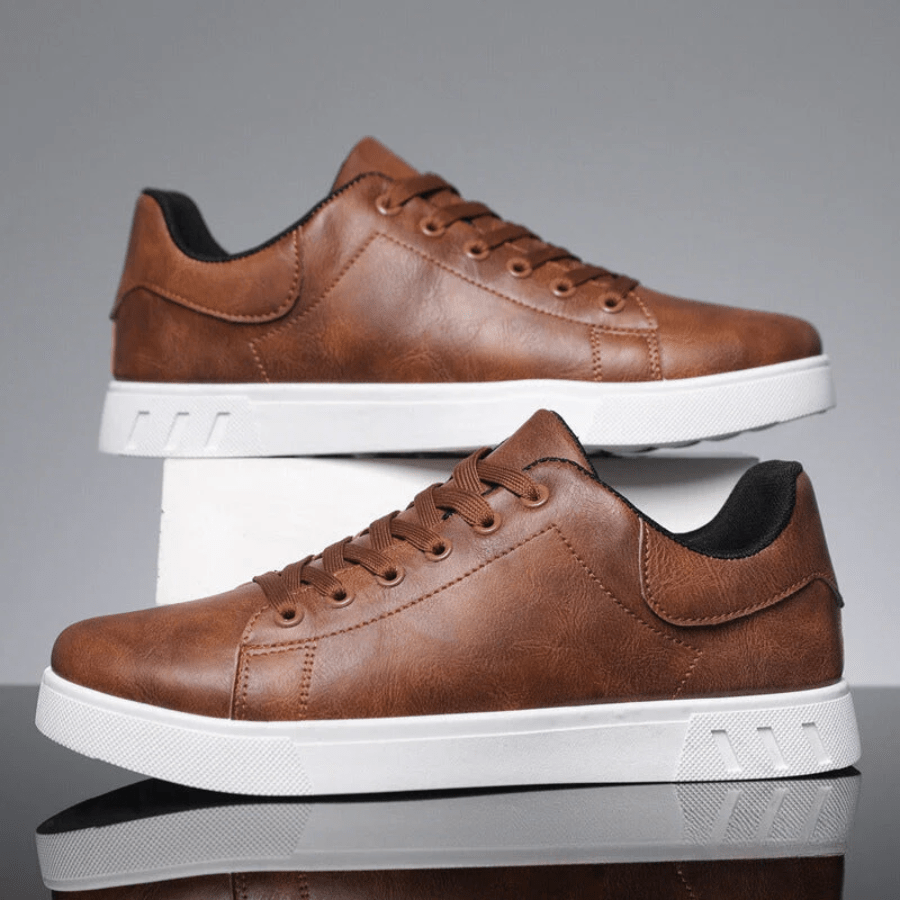 Elyas – Sneaker im Leder-Look mit Schnürung und Gummisohle
