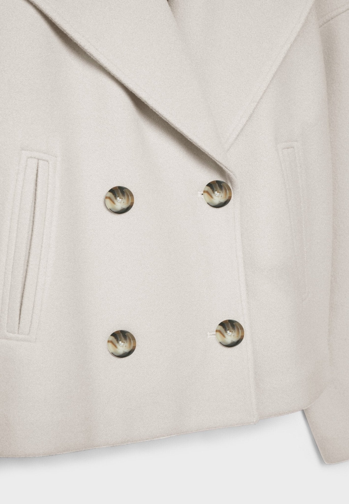 Lina – Kurzer Wollblazer im Oversized-Look für Damen
