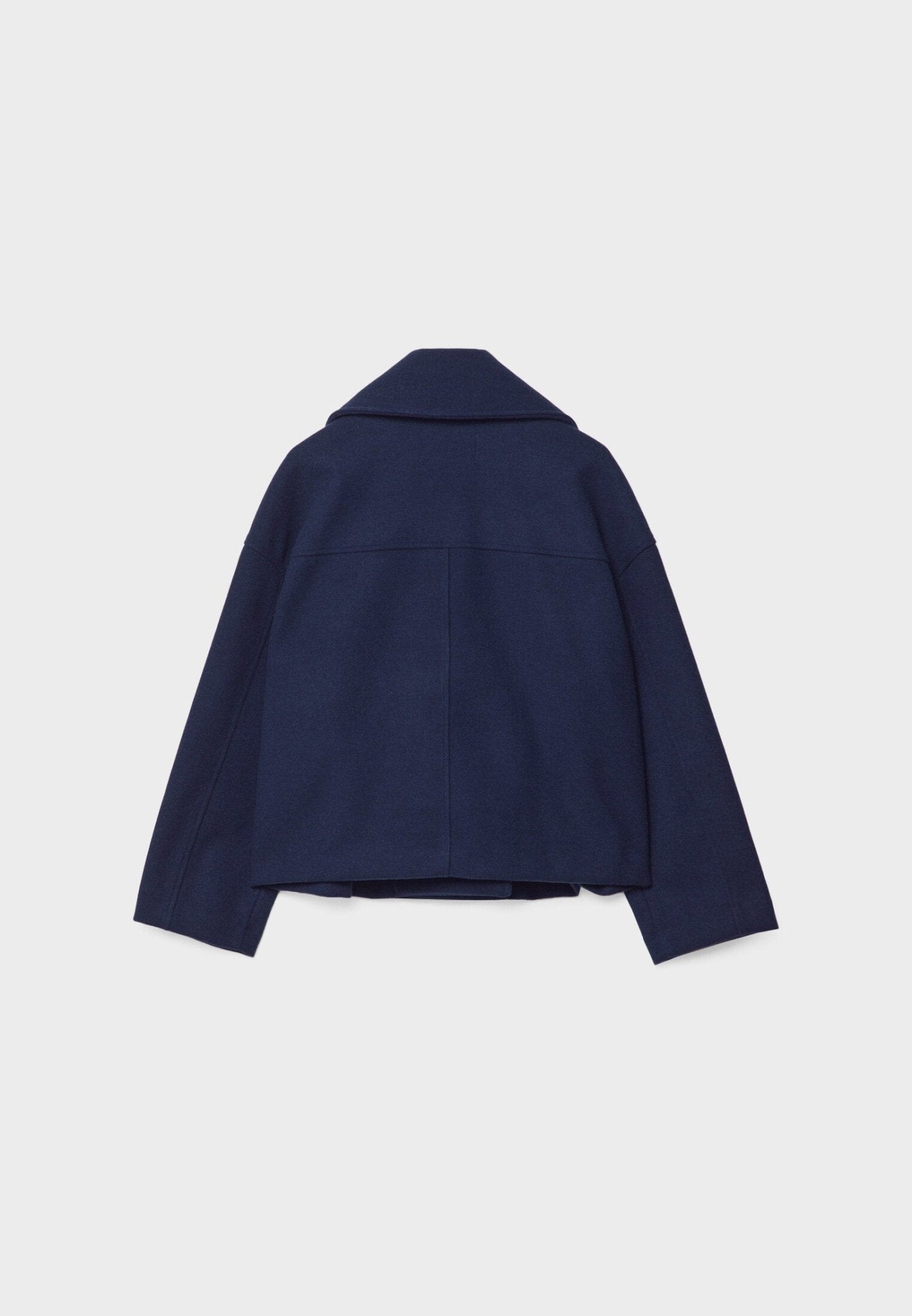 Lina – Kurzer Wollblazer im Oversized-Look für Damen