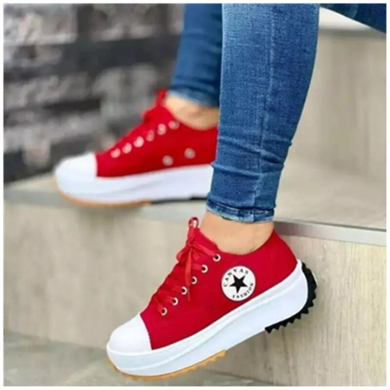 Aurora – Orthopädische gelbe Plateau-Sneaker im Retro-Style mit Stern-Patch und Profilsohle