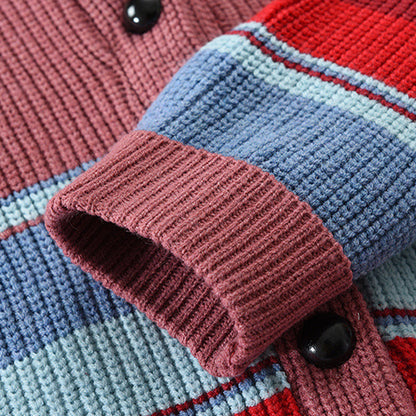 Marlon – Gestreifte Strickjacke mit Knopfleiste Herren