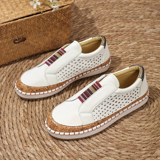 Mara – Bequeme Slipper mit Kork-Details