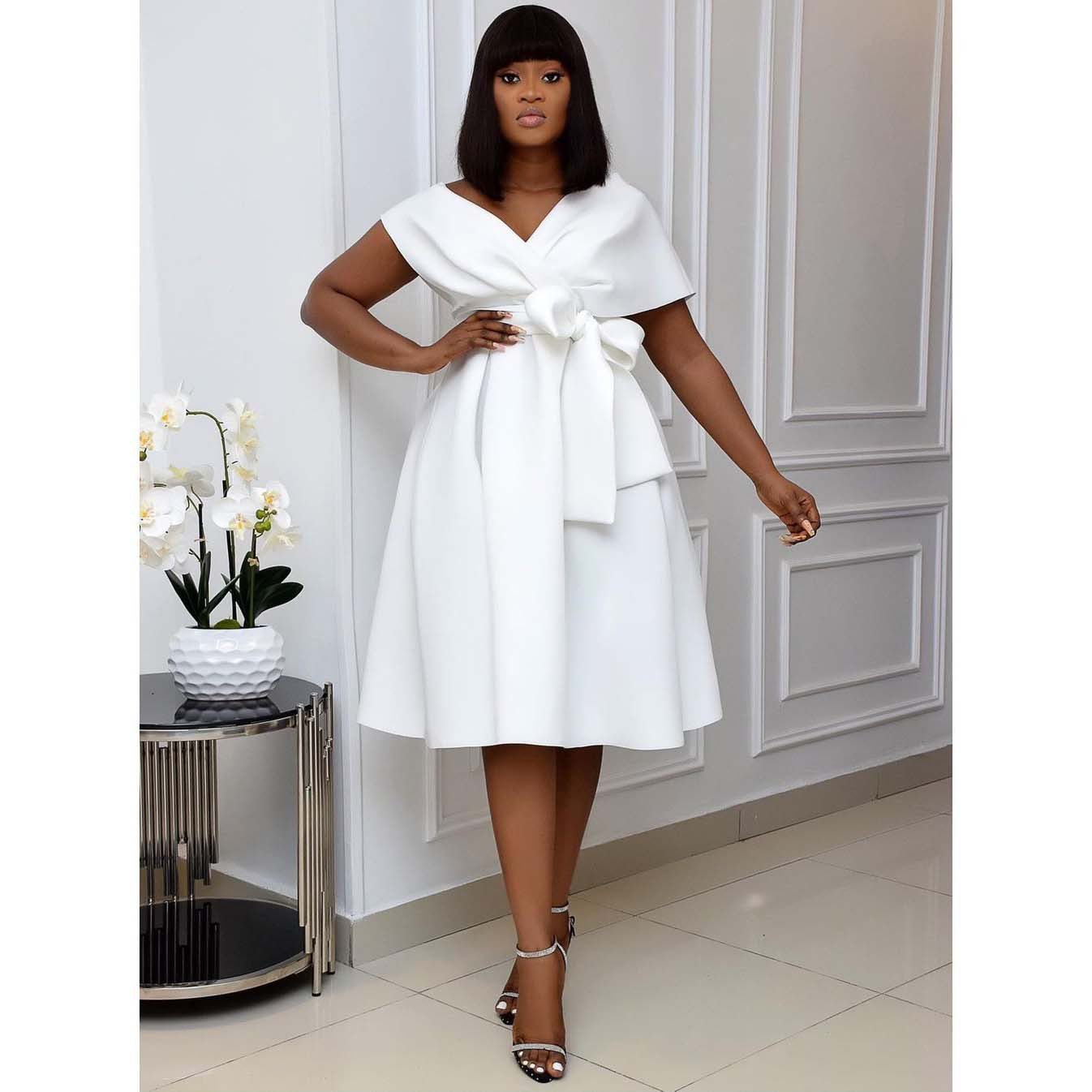 Ines | Elegante escote en V Vestido de noche slim-fit