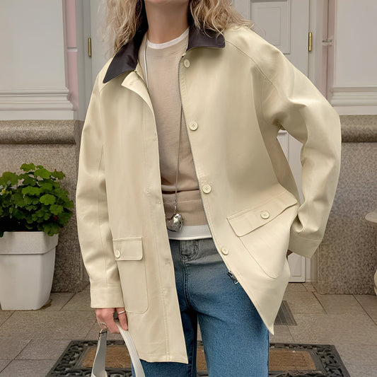 Nora – Damen Übergangsjacke mit Kontrastkragen und lockerer Passform