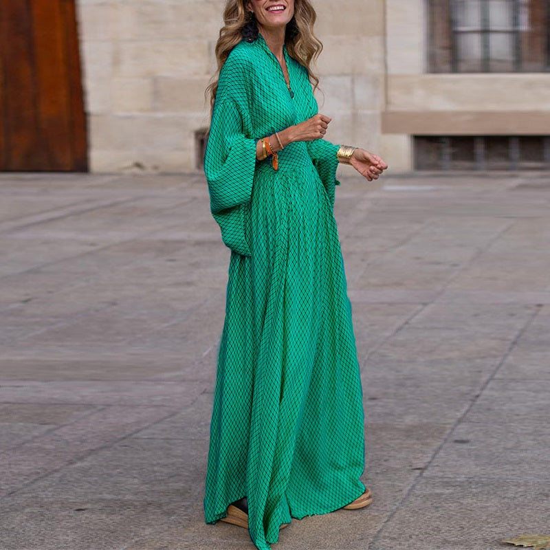 Raquel | Vestido holgado con cuello en V y gran dobladillo