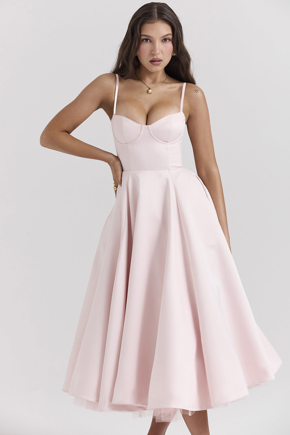 Isabelle - Vestido vaporoso de malla francesa