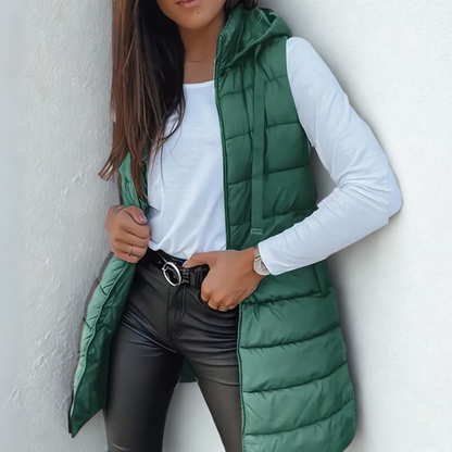 Sara – Women's quilted vest with hood and modern cut