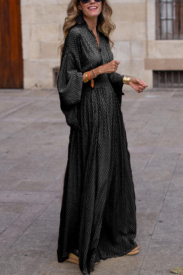 Raquel | Vestido holgado con cuello en V y gran dobladillo