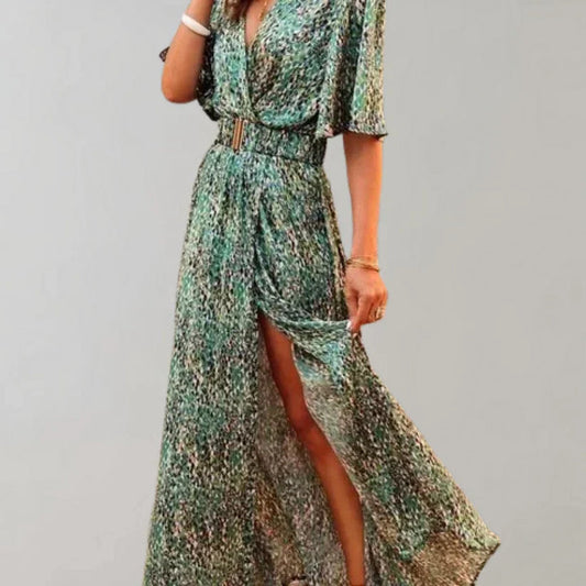 Liora – Maxikleid mit Gürtel und seitlichem Schlitz