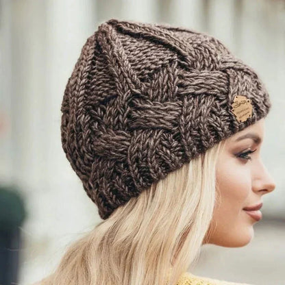 Cecilia – Grob gestrickte Wintermütze für Damen
