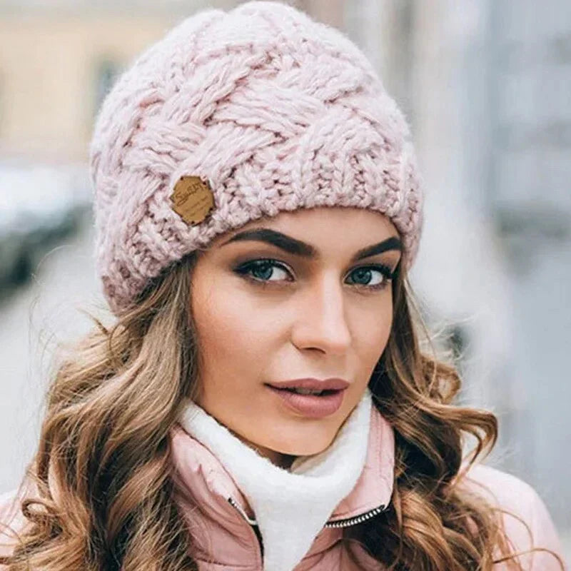 Cecilia – Grob gestrickte Wintermütze für Damen