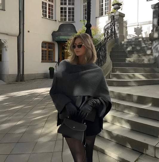 Isabella - Damen Cape mit Wolle asymmetrischem Schnitt