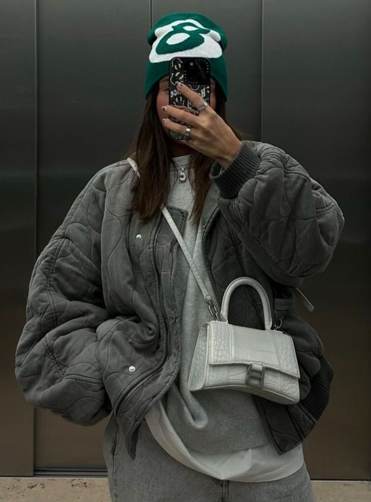 Sofía – Quilted Knit Bomber Jacket