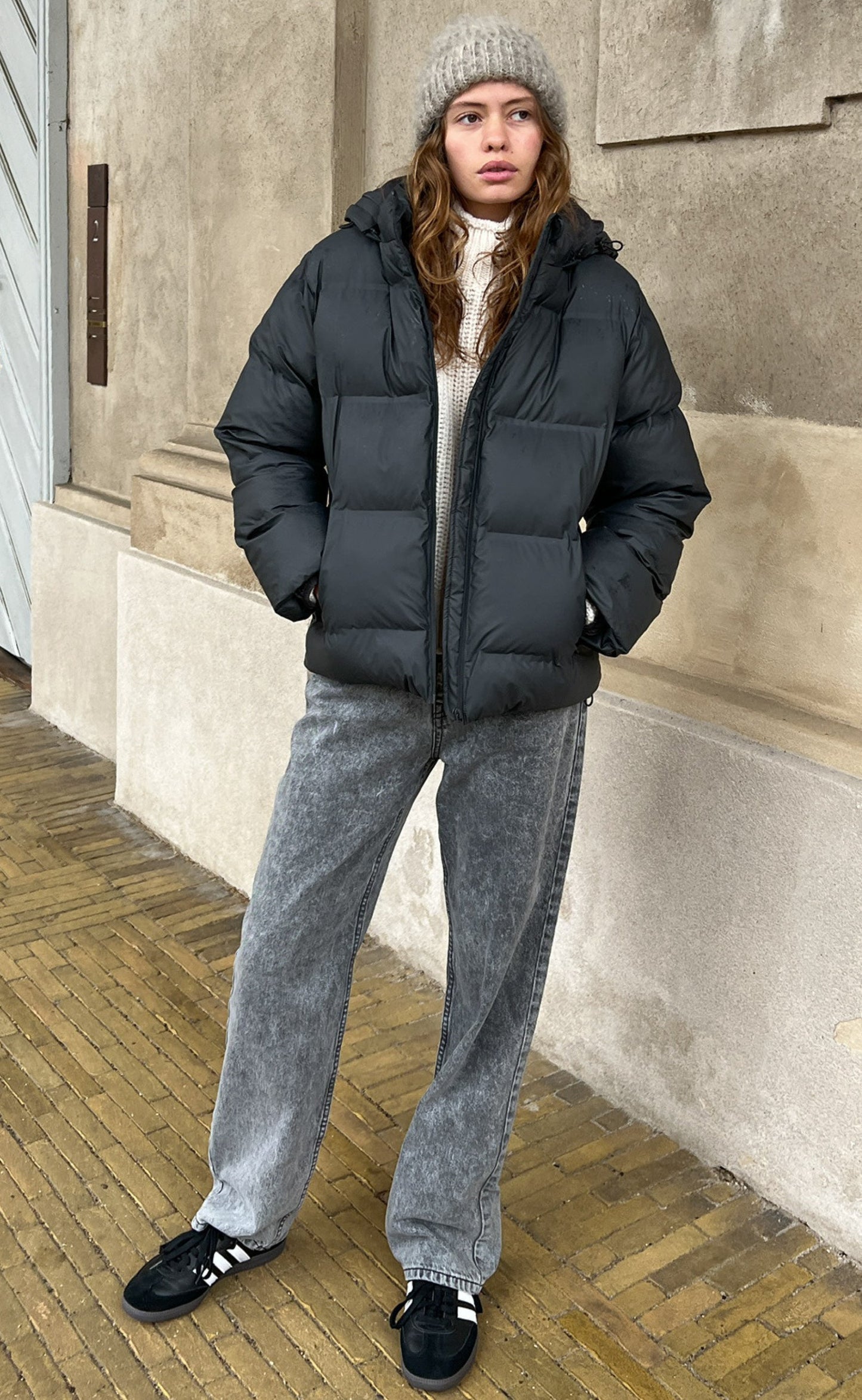Maya - Winterjacke für Damen Steppjacke Daunenoptik mit Kapuze