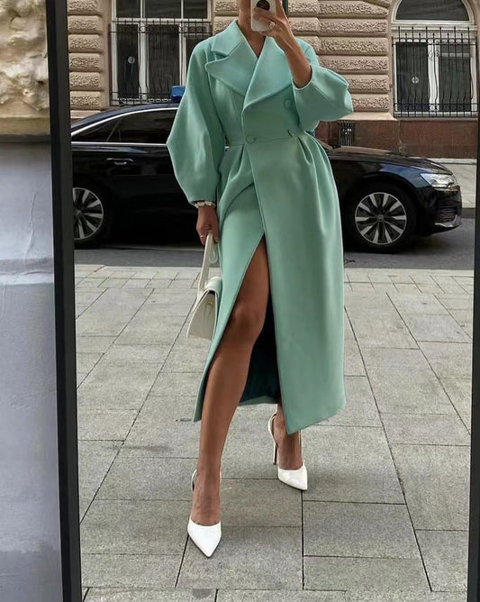 Celeste – Damen Mantel mit weitem Reverskragen und doppelreihigem Verschluss
