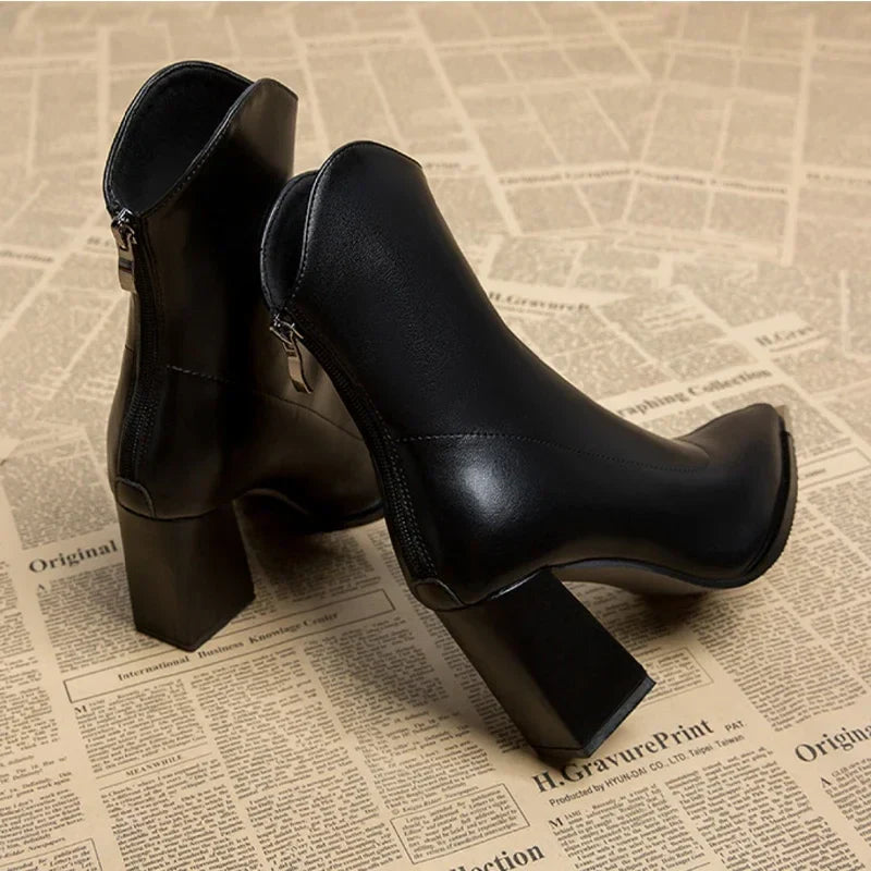The Nocturne Vale – Women’s Sculpted Ankle Boots