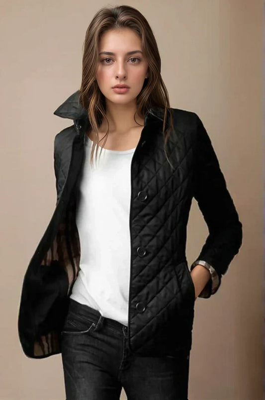Clara – Damen Steppjacke mit eleganter Taillierung